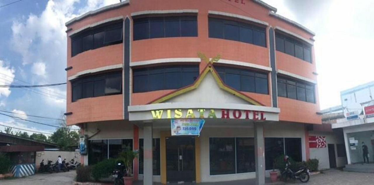 דומאי Oyo 90697 Hotel Wisata מראה חיצוני תמונה